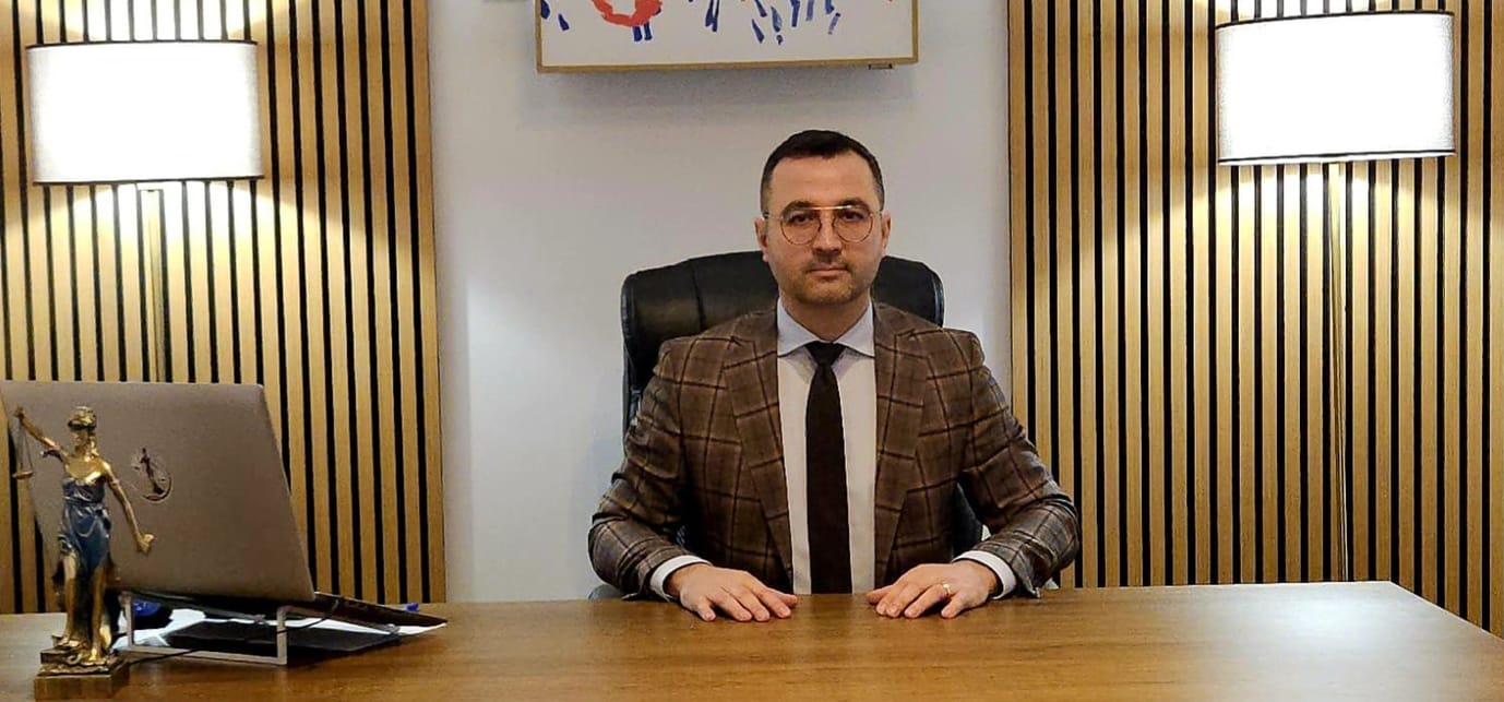 Evacuarea chiriașului fără proces